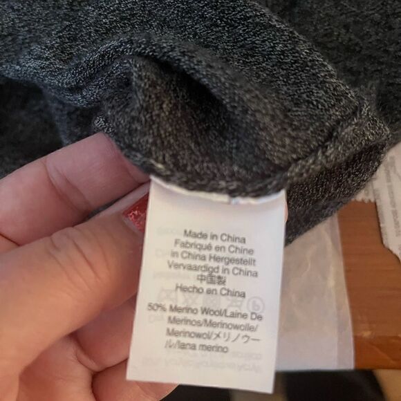 Madewell Top   - Picture 7 of 8